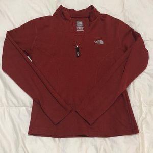 Knit lightweight north face long sleeve layer too